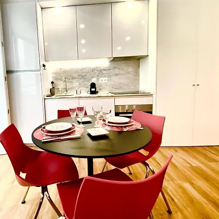 Cristelo 0 - Near The River * Porto