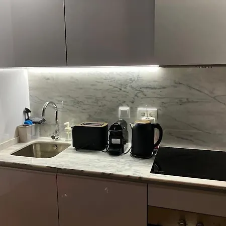 Cristelo 0 - Near The River Apartman *